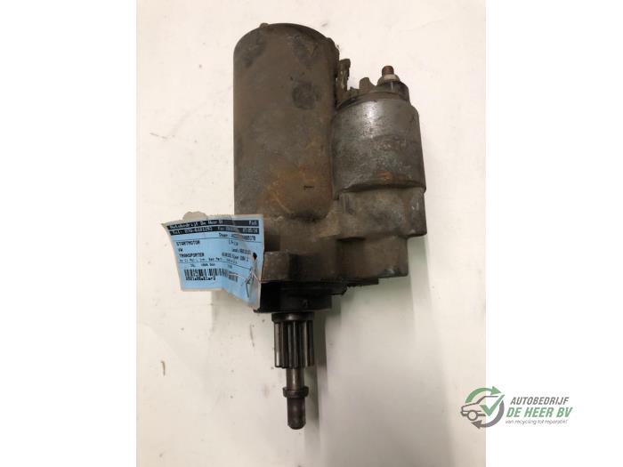 Gebruikte Startmotor Volkswagen Transporter T4 1.9 D Prijs € 40,00 Margeregeling aangeboden door Autobedrijf de Heer B.V.
