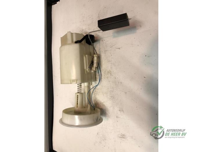 Gebruikte Tank element Pomp Seat Toledo (1M2) 1.9 TDI 110 Prijs € 35,00 Margeregeling aangeboden door Autobedrijf de Heer B.V.