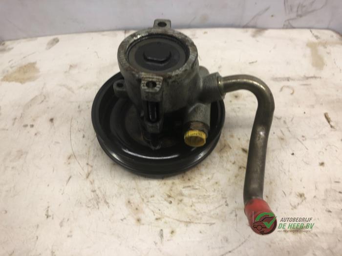 Gebruikte Servopomp Daewoo Nexia 1.5 GL 8V Prijs € 22,00 Margeregeling aangeboden door Autobedrijf de Heer B.V.