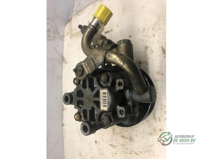 Gebruikte Servopomp Toyota Corolla (EB/WZ/CD) 1.4 16V VVT-i Prijs € 45,00 Margeregeling aangeboden door Autobedrijf de Heer B.V.