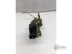 Gebruikte Deurslot Mechaniek 4Deurs rechts-achter Chevrolet Matiz 0.8 S,SE Prijs € 22,00 Margeregeling aangeboden door Autobedrijf de Heer B.V.