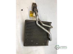 Gebruikte Aircoverdamper Volkswagen Golf IV (1J1) 1.6 16V Prijs € 32,00 Margeregeling aangeboden door Autobedrijf de Heer B.V.