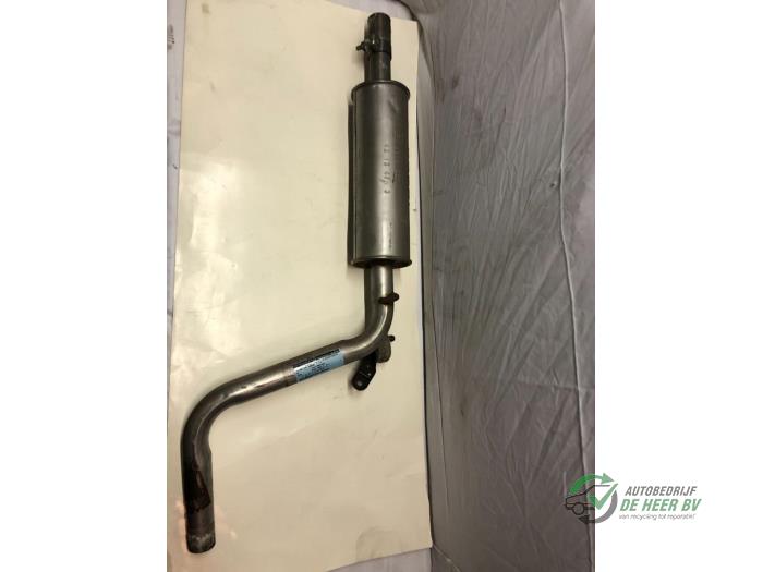Gebruikte Uitlaat Middendemper Volkswagen Caddy III (2KA,2KH,2CA,2CH) 2.0 SDI Prijs € 50,00 Margeregeling aangeboden door Autobedrijf de Heer B.V.