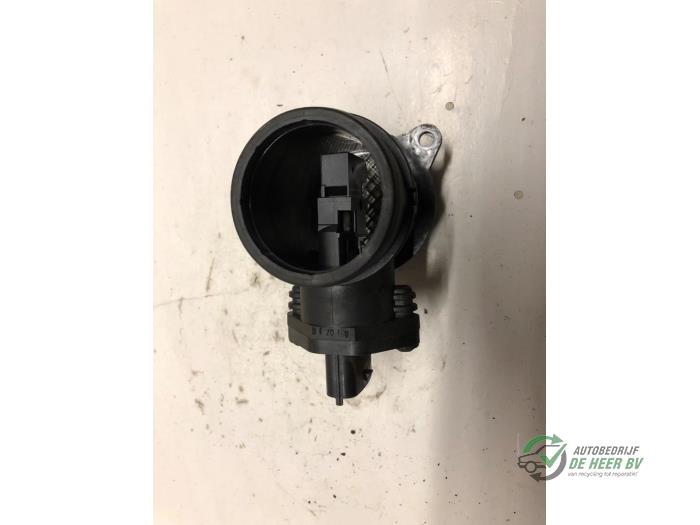Gebruikte Luchtmassameter Hyundai Accent 1.5i 12V Prijs € 50,00 Margeregeling aangeboden door Autobedrijf de Heer B.V.