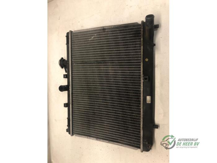 Gebruikte Radiateur Kia Rio (DC22/24) 1.3 RS,LS Prijs € 32,00 Margeregeling aangeboden door Autobedrijf de Heer B.V.