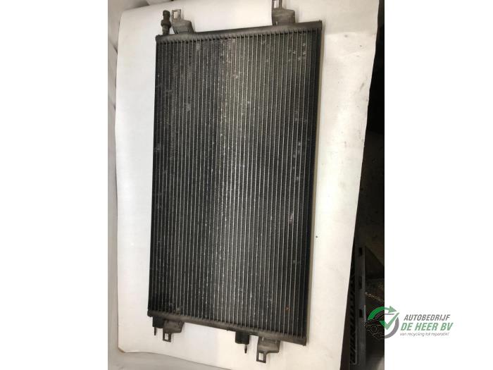 Gebruikte Airco Condensor Renault Laguna II (BG) 1.6 16V Prijs € 35,00 Margeregeling aangeboden door Autobedrijf de Heer B.V.