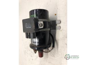 Gebruikte Stroomverdeler Suzuki Alto (SH410) 1.0 GA,GL Prijs € 35,00 Margeregeling aangeboden door Autobedrijf de Heer B.V.