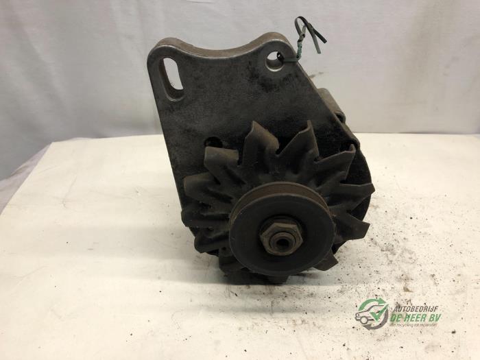 Gebruikte Dynamo Seat Marbella 0.9 L,GL,GLX,LE +Kat. Prijs € 30,00 Margeregeling aangeboden door Autobedrijf de Heer B.V.