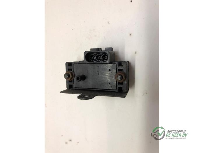 Gebruikte Map Sensor (inlaatspruitstuk) Daewoo Lanos (TA/TF08/48/86) 1.3 Prijs € 15,00 Margeregeling aangeboden door Autobedrijf de Heer B.V.