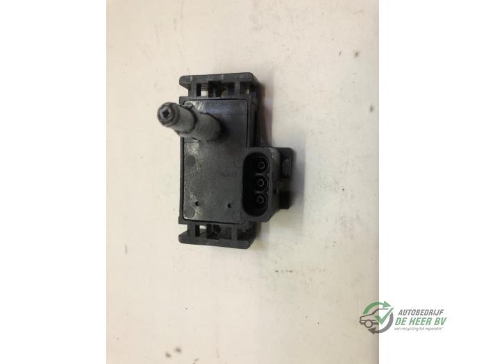 Gebruikte Sensor map (inlaatspruitstuk) Volvo S40 (VS) 1.8 16V Prijs € 15,00 Margeregeling aangeboden door Autobedrijf de Heer B.V.