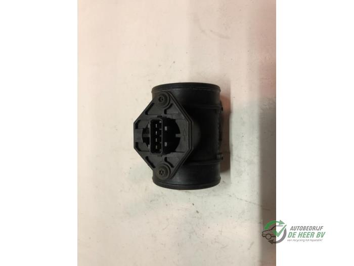 Gebruikte Luchtmassameter Alfa Romeo 146 (930B) 1.6 Twin Spark 16V Prijs € 50,00 Margeregeling aangeboden door Autobedrijf de Heer B.V.