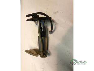 Gebruikte Tank element Pomp Suzuki Alto (SH410) 1.0 GA,GL Prijs € 35,00 Margeregeling aangeboden door Autobedrijf de Heer B.V.