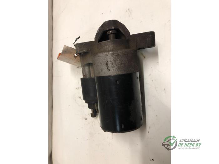 Gebruikte Startmotor Peugeot 106 II 1.1 XN,XR,XT,Accent Prijs € 32,00 Margeregeling aangeboden door Autobedrijf de Heer B.V.