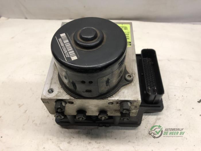 Gebruikte ABS Pomp Volkswagen Sharan (7M8/M9/M6) 1.8 Turbo 20V Prijs € 50,00 Margeregeling aangeboden door Autobedrijf de Heer B.V.