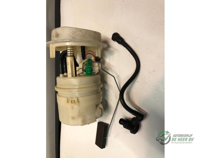 Gebruikte Tank element Pomp Citroen C5 Prijs € 35,00 Margeregeling aangeboden door Autobedrijf de Heer B.V.