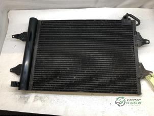 Gebruikte Airco Condensor Volkswagen Polo IV (9N1/2/3) 1.4 16V Prijs € 35,00 Margeregeling aangeboden door Autobedrijf de Heer B.V.