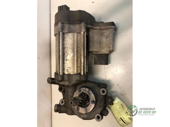 Gebruikte Stuurpomp Seat Leon (1P1) Prijs € 100,00 Margeregeling aangeboden door Autobedrijf de Heer B.V.