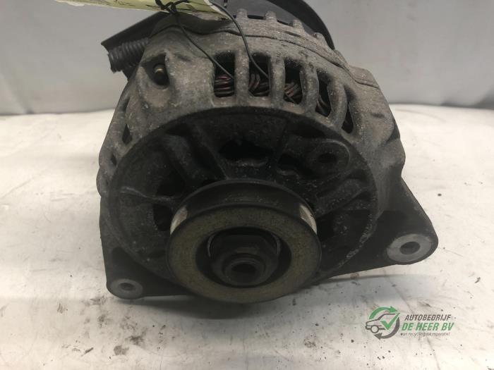 Gebruikte Dynamo Ford Ka I 1.3i Prijs € 30,00 Margeregeling aangeboden door Autobedrijf de Heer B.V.