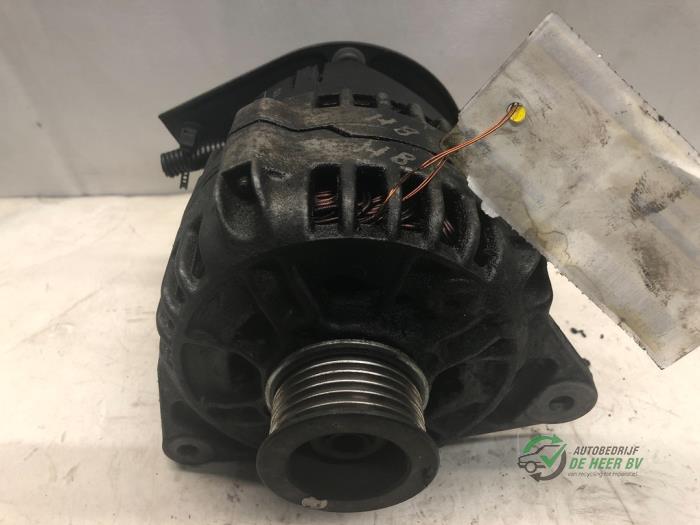 Gebruikte Dynamo Ford Ka I 1.3i Prijs € 30,00 Margeregeling aangeboden door Autobedrijf de Heer B.V.