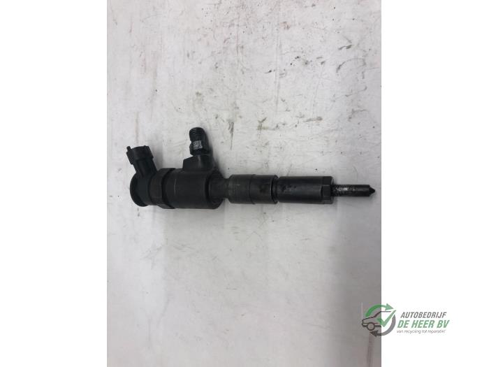 Gebruikte Verstuiver (diesel) Peugeot 206 (2A/C/H/J/S) 1.4 HDi Prijs € 50,00 Margeregeling aangeboden door Autobedrijf de Heer B.V.
