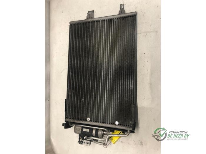 Gebruikte Radiateur Airco Opel Corsa C (F08/68) 1.0 12V Twin Port Prijs € 30,00 Margeregeling aangeboden door Autobedrijf de Heer B.V.