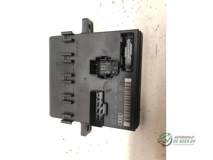 Gebruikte Module Bodycontrol Audi A4 Avant (B6) 1.9 TDI 100 Prijs € 50,00 Margeregeling aangeboden door Autobedrijf de Heer B.V.