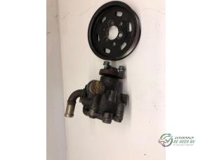 Gebruikte Stuurpomp Skoda Octavia Combi (1U5) Prijs € 50,00 Margeregeling aangeboden door Autobedrijf de Heer B.V.