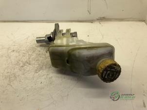 Gebruikte Hoofdremcilinder Fiat Punto Evo (199) 1.3 JTD Multijet 85 16V Euro 5 Prijs € 40,00 Margeregeling aangeboden door Autobedrijf de Heer B.V.