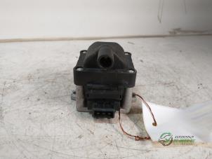 Gebruikte Bobine Volkswagen Polo III (6N1) 1.4i 60 Prijs € 15,00 Margeregeling aangeboden door Autobedrijf de Heer B.V.