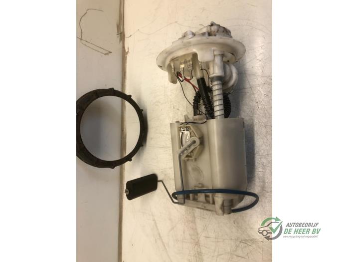 Gebruikte Tank element Pomp Citroen Xsara Picasso (CH) 1.6 Prijs € 35,00 Margeregeling aangeboden door Autobedrijf de Heer B.V.
