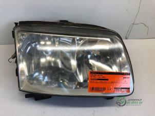 Gebruikte Rechter Koplamp Volkswagen Polo III (6N2) 1.4 Prijs € 25,00 Margeregeling aangeboden door Autobedrijf de Heer B.V.