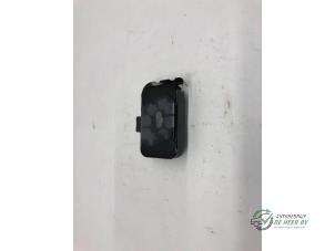 Gebruikte Regensensor Citroen C4 Coupé (LA) 1.6 16V Prijs € 35,00 Margeregeling aangeboden door Autobedrijf de Heer B.V.