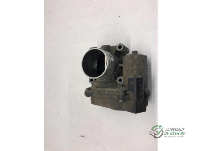 Gebruikte Gasklephuis Volkswagen Fox (5Z) 1.2 Kat. Prijs € 70,00 Margeregeling aangeboden door Autobedrijf de Heer B.V.
