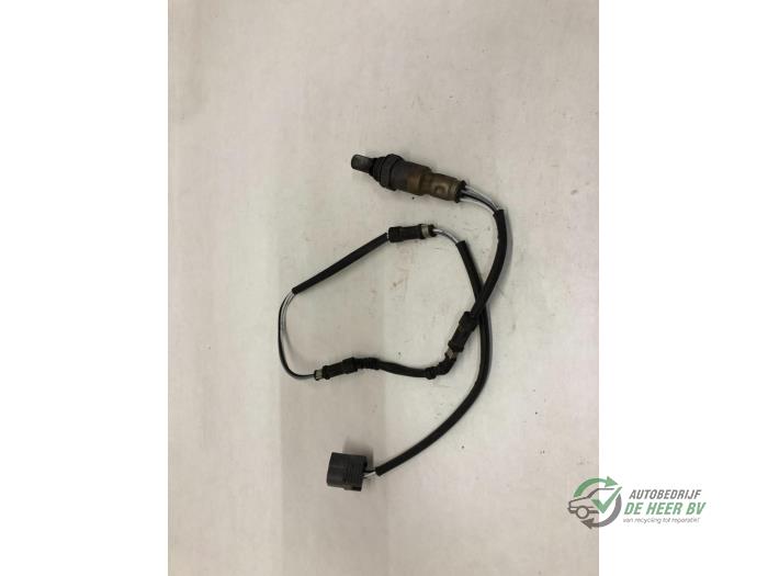Gebruikte Lambda Sonde Honda Jazz (GE6/GE8/GG/GP) 1.4 VTEC 16V Prijs € 25,00 Margeregeling aangeboden door Autobedrijf de Heer B.V.