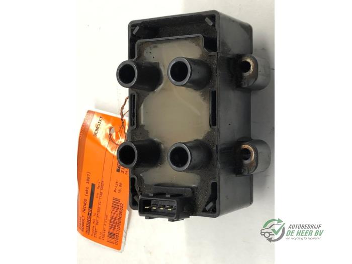 Gebruikte Bobine Renault Twingo (C06) 1.2 Prijs € 35,00 Margeregeling aangeboden door Autobedrijf de Heer B.V.