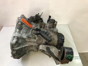 Gebruikte Versnellingsbak Suzuki Swift (ZA/ZC/ZD1/2/3/9) 1.6 Sport VVT 16V Prijs € 450,00 Margeregeling aangeboden door Autobedrijf de Heer B.V.