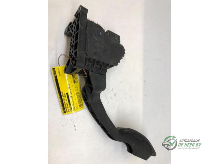 Gebruikte Sensor Gaspedaalpositie Opel Corsa D 1.2 ecoFLEX Prijs € 25,00 Margeregeling aangeboden door Autobedrijf de Heer B.V.