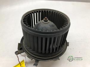 Gebruikte Kachel Ventilatiemotor Peugeot Boxer (U9) 2.2 HDi 120 Euro 4 Prijs € 30,00 Margeregeling aangeboden door Autobedrijf de Heer B.V.
