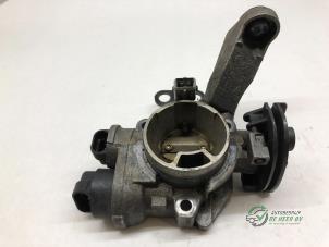 Gebruikte Gasklephuis Renault Twingo (C06) 1.2 Prijs € 35,00 Margeregeling aangeboden door Autobedrijf de Heer B.V.