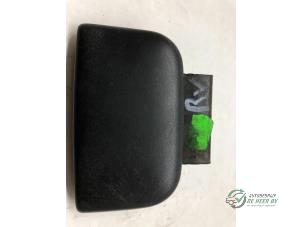 Gebruikte Deurgreep 2Deurs rechts Peugeot 106 II 1.1 XN,XR,XT,Accent Prijs € 20,00 Margeregeling aangeboden door Autobedrijf de Heer B.V.