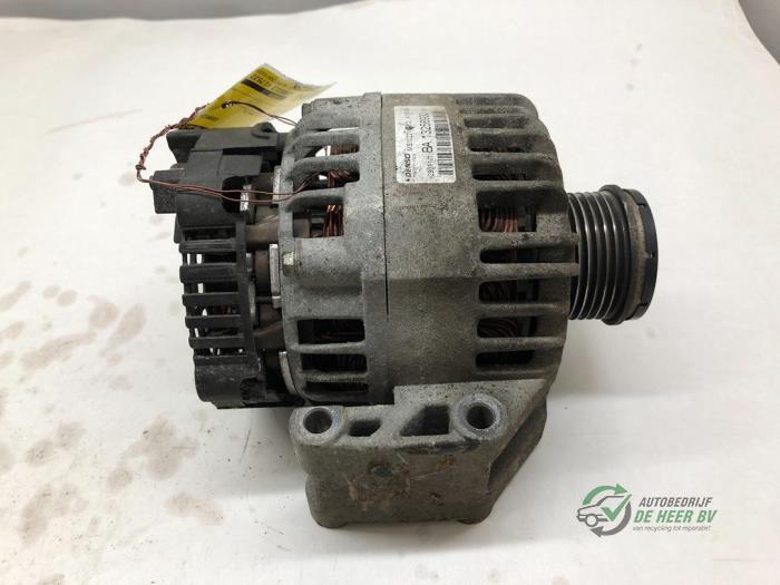 Gebruikte Alternator Opel Combo (Corsa C) 1.3 CDTI 16V Prijs € 75,00 Margeregeling aangeboden door Autobedrijf de Heer B.V.