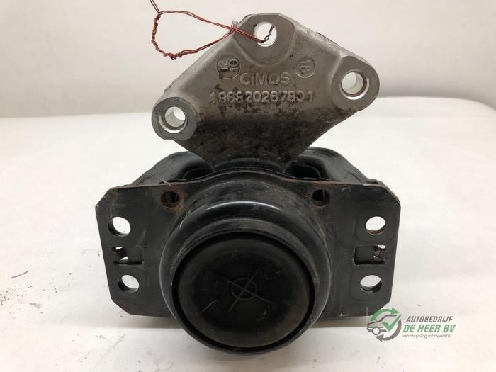 Gebruikte Motorsteun Peugeot Partner (GC/GF/GG/GJ/GK) 1.6 HDI 90 16V Prijs € 25,00 Margeregeling aangeboden door Autobedrijf de Heer B.V.