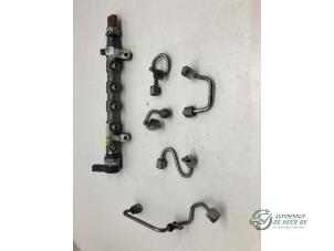 Gebruikte Injector brug Audi A5 Sportback (8TA) 2.0 TDI 16V Prijs € 120,00 Margeregeling aangeboden door Autobedrijf de Heer B.V.