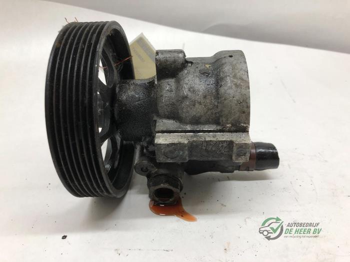 Gebruikte Pomp Servo Renault Espace (JK) 2.0 Turbo 16V Grand Espace Prijs € 50,00 Margeregeling aangeboden door Autobedrijf de Heer B.V.
