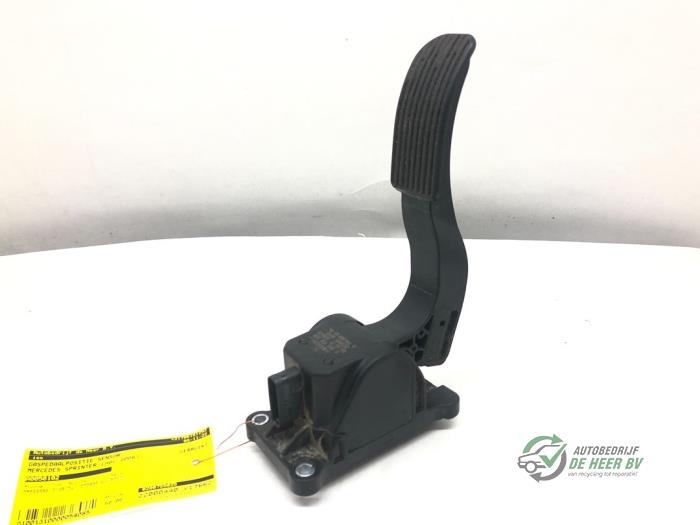 Gebruikte Sensor Gaspedaalpositie Mercedes Sprinter 3,5t (906.63) 315 CDI 16V Prijs € 60,00 Margeregeling aangeboden door Autobedrijf de Heer B.V.