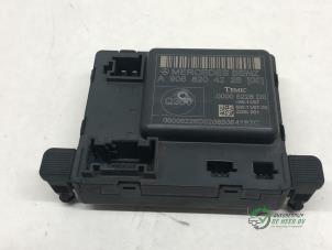 Gebruikte Deur module Mercedes Sprinter 3,5t (906.63) 315 CDI 16V Prijs € 35,00 Margeregeling aangeboden door Autobedrijf de Heer B.V.