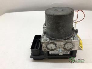 Gebruikte ABS Pomp Citroen Jumpy (G9) 2.0 HDiF 16V 125 Prijs € 180,00 Margeregeling aangeboden door Autobedrijf de Heer B.V.