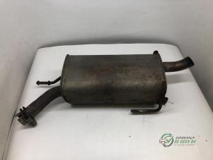 Gebruikte Uitlaat Einddemper Opel Corsa C (F08/68) 1.2 16V Prijs € 35,00 Margeregeling aangeboden door Autobedrijf de Heer B.V.