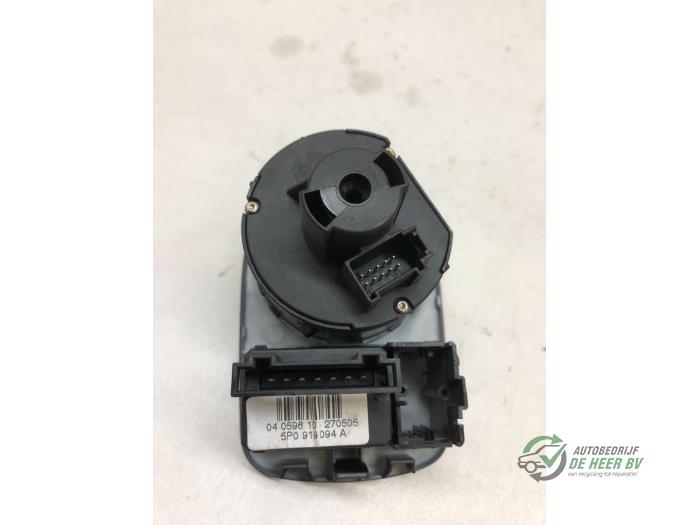 Licht Schakelaar van een Seat Leon (1P1) 2.0 FSI 16V 2006