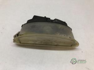 Gebruikte Kenteken Verlichting Renault Clio II (BB/CB) 1.2 16V Prijs € 15,00 Margeregeling aangeboden door Autobedrijf de Heer B.V.